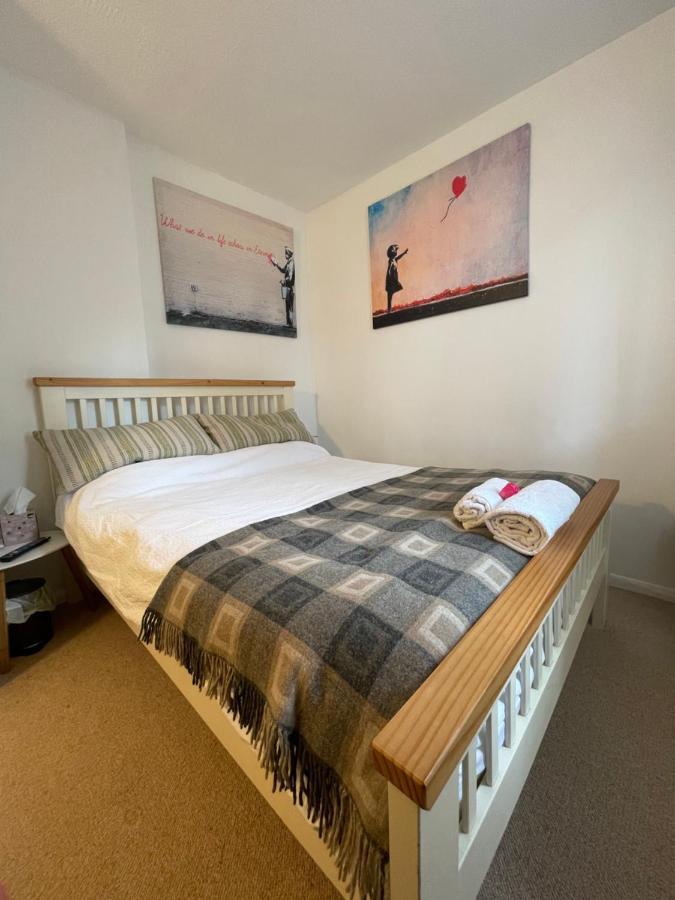 Apartmán Grundy House Uxbridge Exteriér fotografie